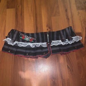 Very short mini skirt with unique aesthetic